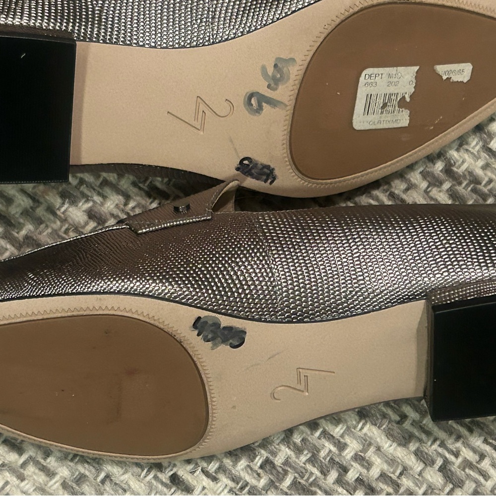 27 EDIT Textured Brown Loafers - Picture 4 of 4